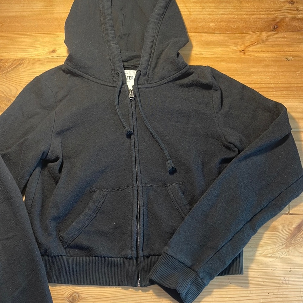 Hollister cropped zip up hoodie